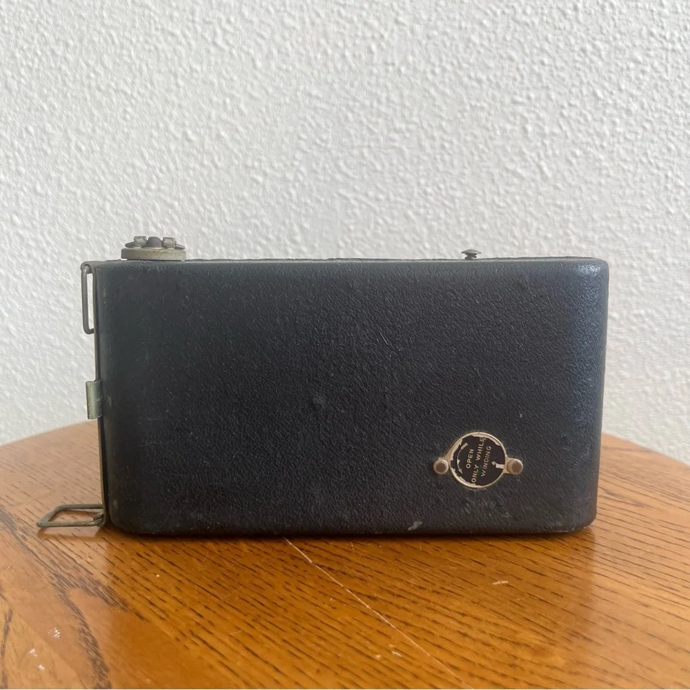 Jiffy Kodak Six-20 Twindar-lens Camera